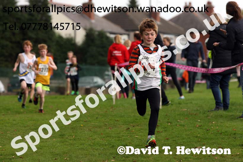 Boys under-11s Northern Cross Country Relays, Graves Park, Sheffield. Photo: David T. Hewitson/Sports for All Pics